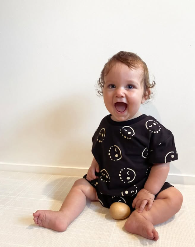 Wink Face Black Short Set