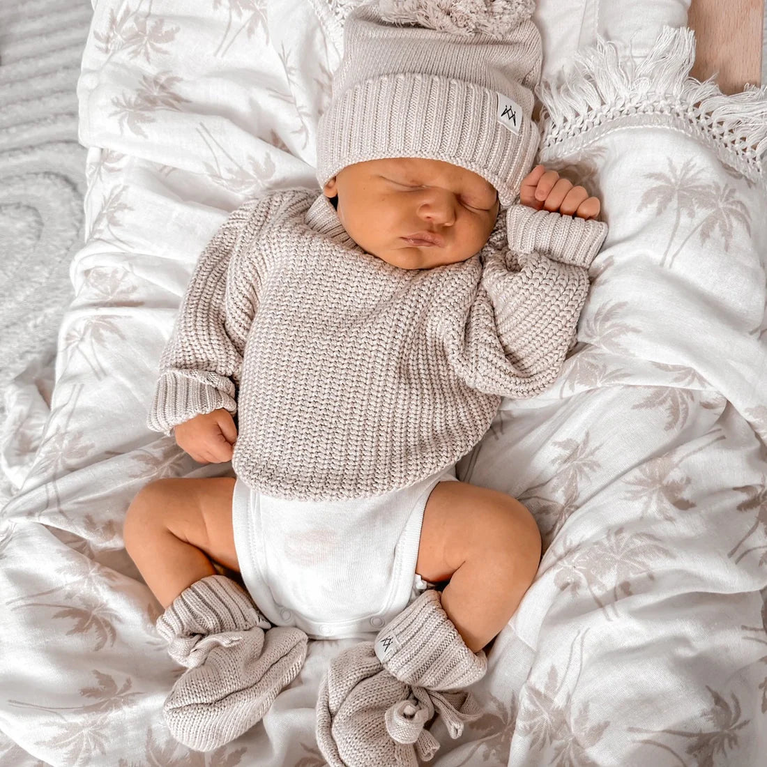 3 Little Crowns - Knitted Booties | Mushroom